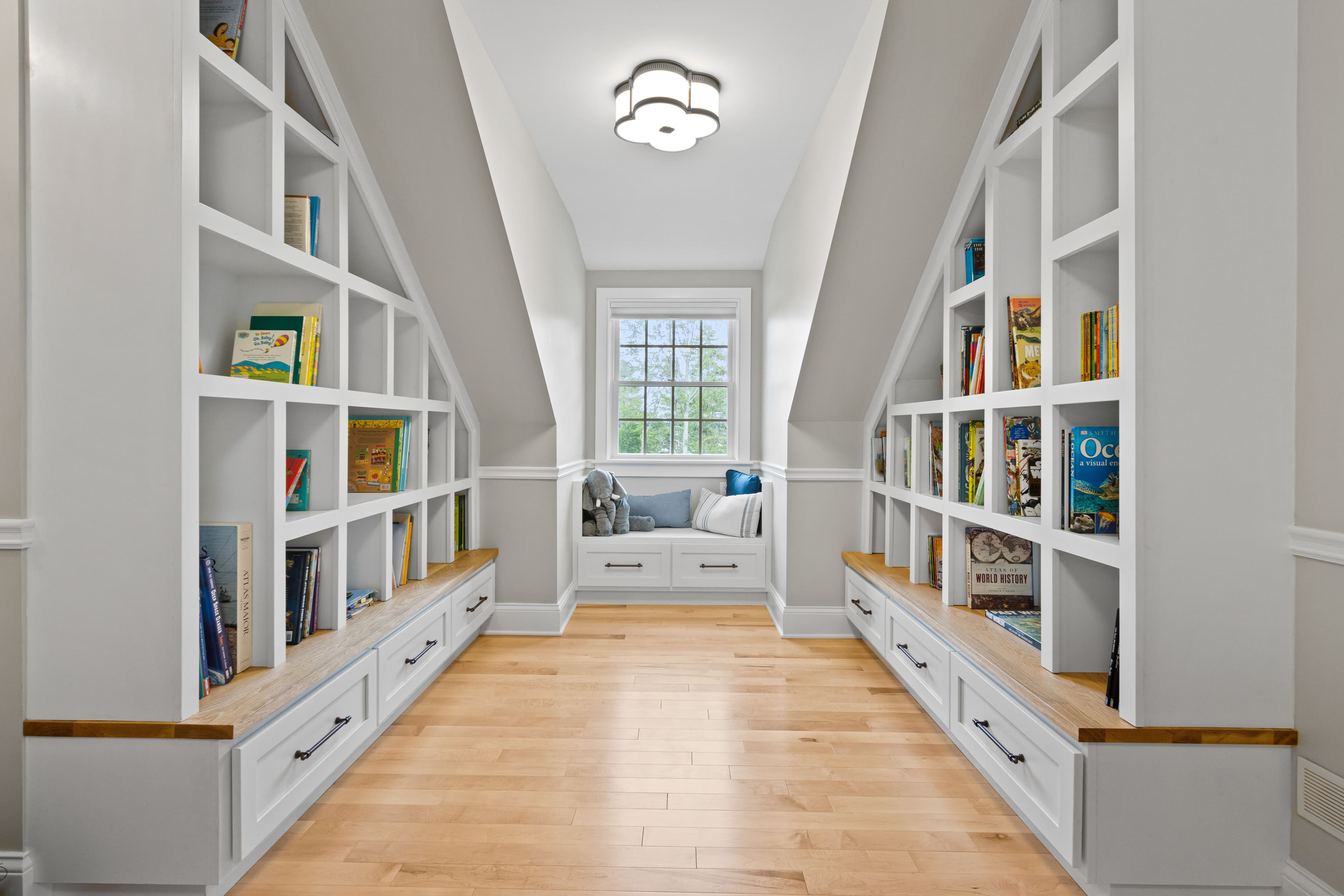 Finalized and installed custom millwork project located in Cumberland Foreside.